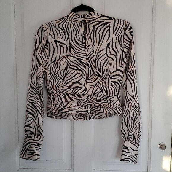 Rachel Zoe Zebra Cropped Ruched Long-Sleeve Blouse Small - Picture 11 of 13